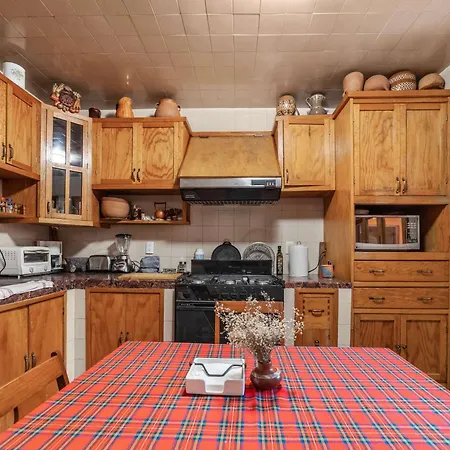 Charming 2-Bedroom Retreat In Lomas De Bezares