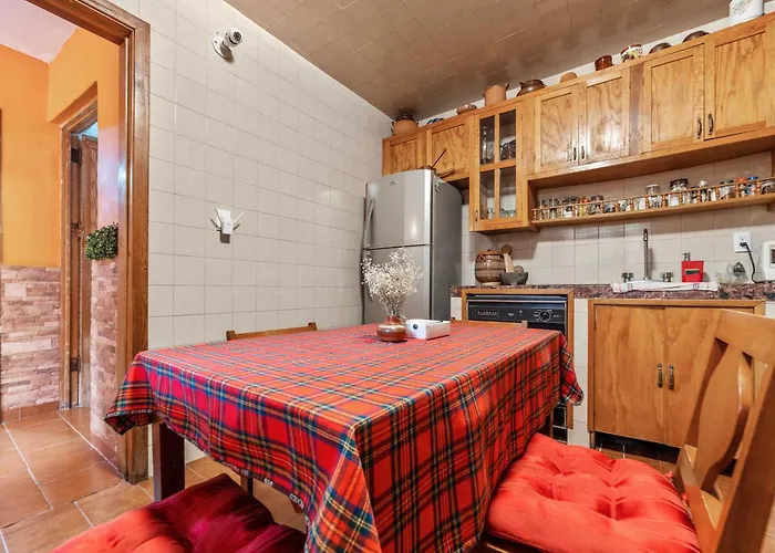 Charming 2-bedroom Retreat In Lomas De Bezares Сasa de vacaciones
